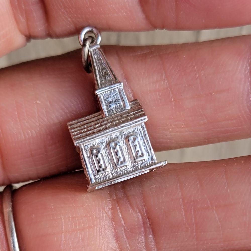 Wells Sterling 925 sterling silver church bracelet charm or necklace pendant